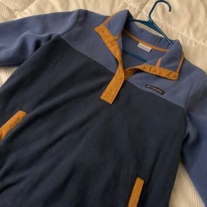 Columbia half button up fleece size medium
